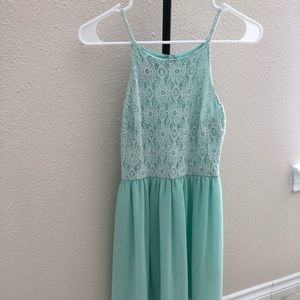 mint green dress